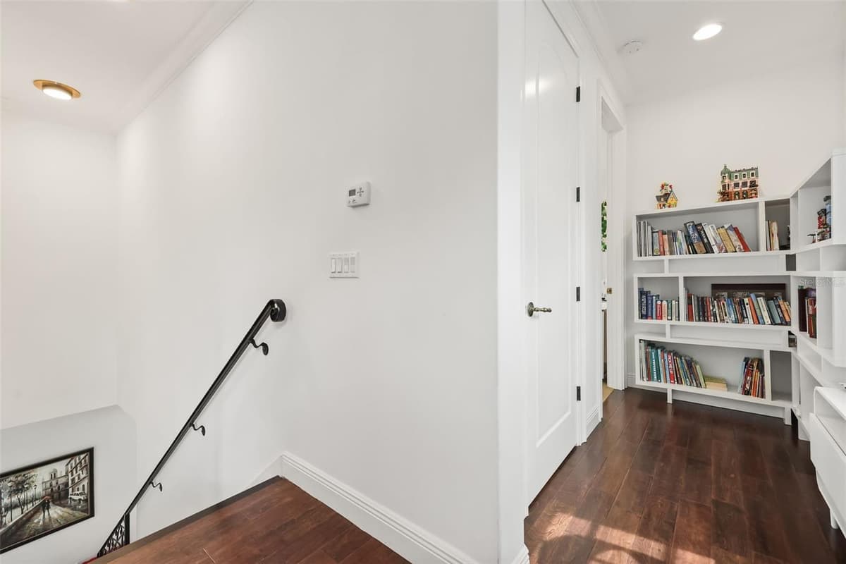 645 PANSY AVENUE — photo 31 of 60