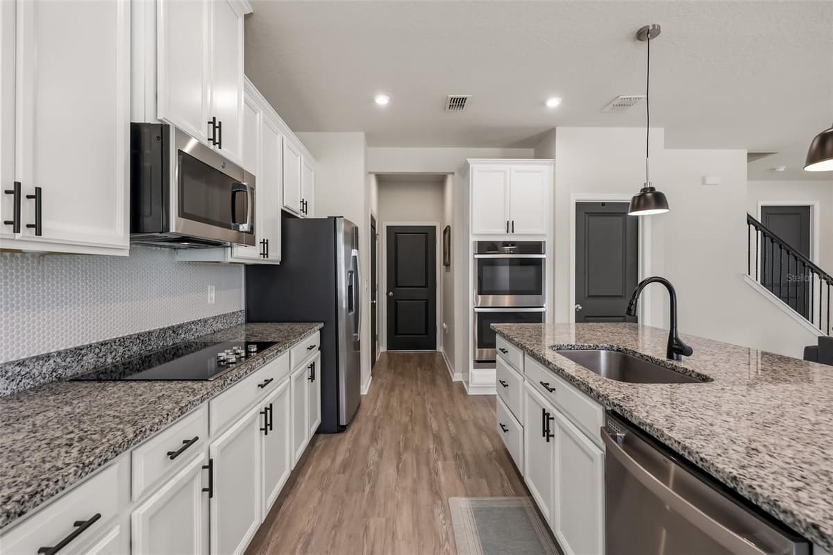3044 SLOUGH CREEK DRIVE — photo 15 of 44