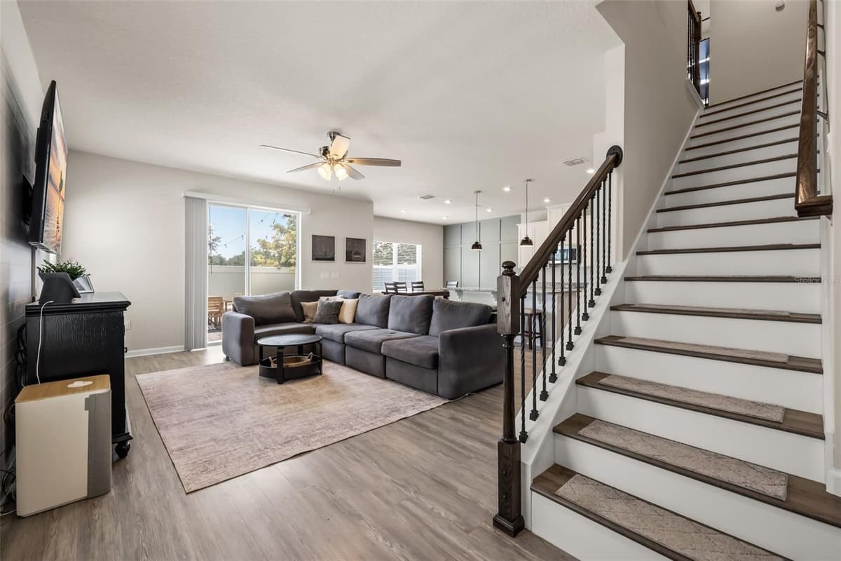 3044 SLOUGH CREEK DRIVE — photo 7 of 44