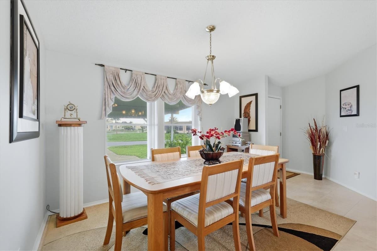 8479 GULL DRIVE — photo 4 of 45