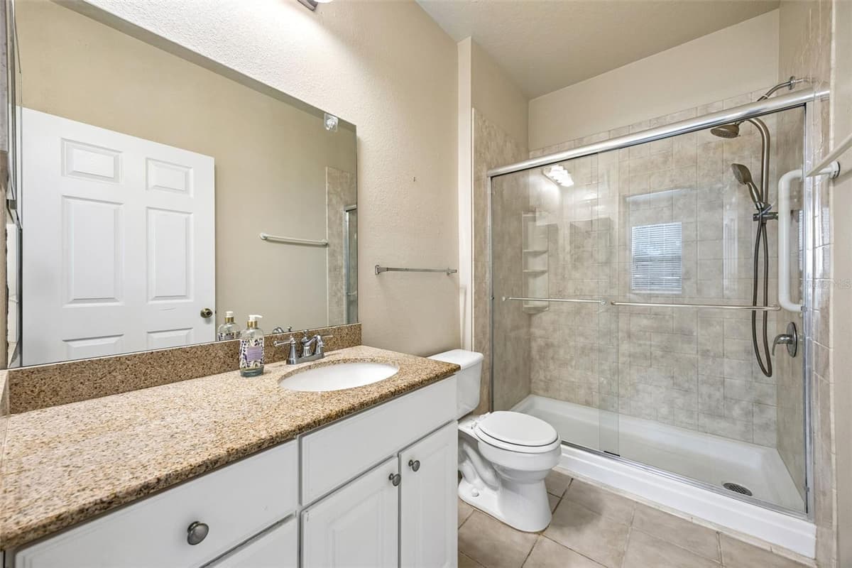 405 SOUTHERN PECAN CIRCLE — photo 17 of 58