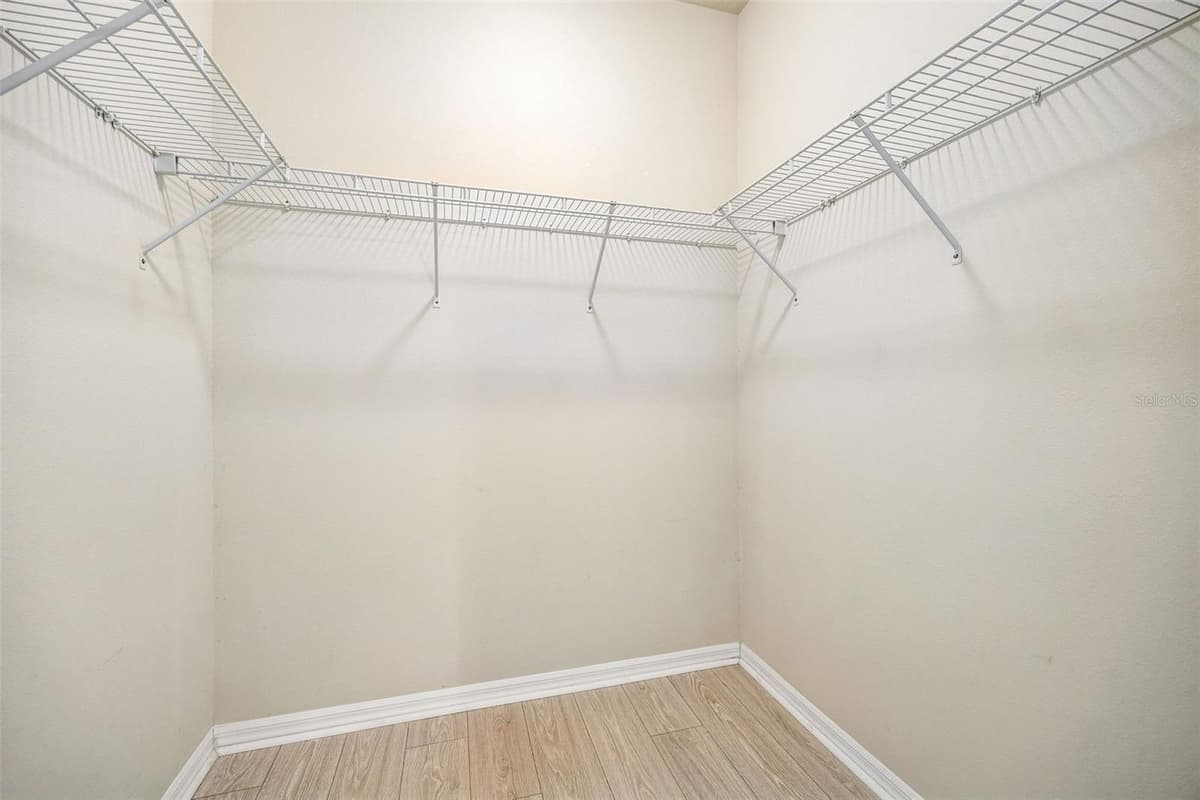405 SOUTHERN PECAN CIRCLE — photo 19 of 58