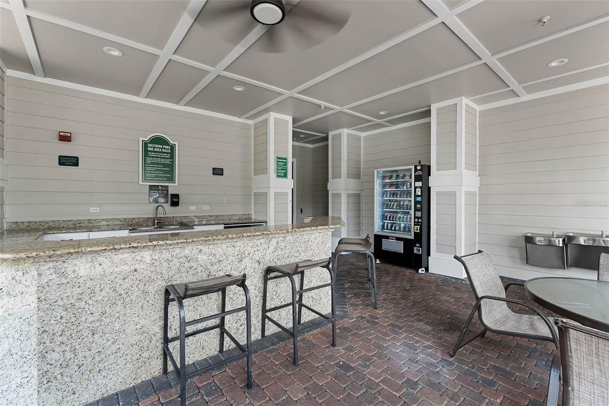 405 SOUTHERN PECAN CIRCLE — photo 34 of 58