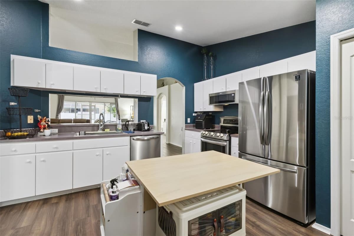7973 OAK RUN CIRCLE — photo 13 of 40