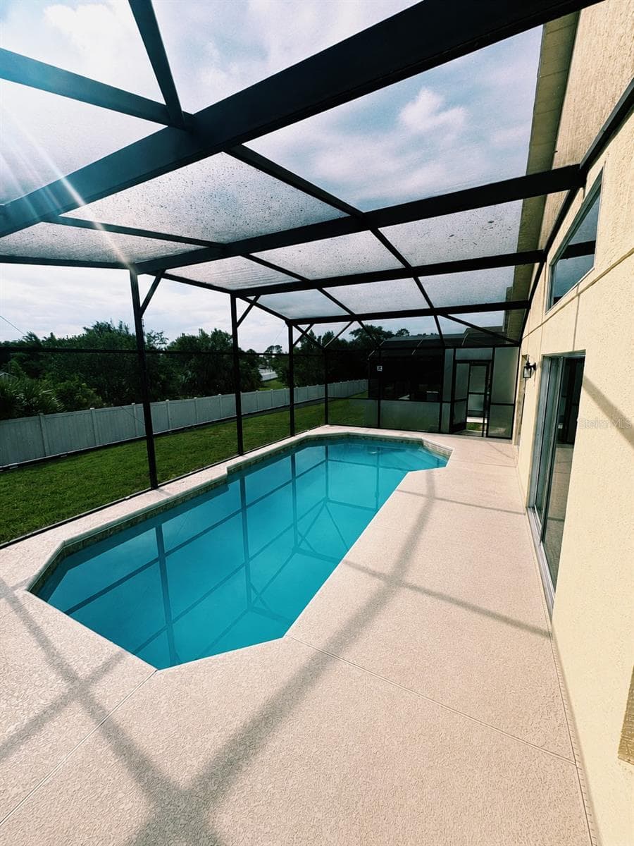 324 CASTERTON CIRCLE — photo 14 of 14