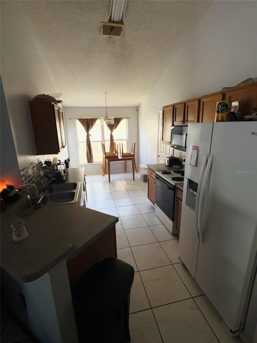 324 CASTERTON CIRCLE — photo 5 of 14