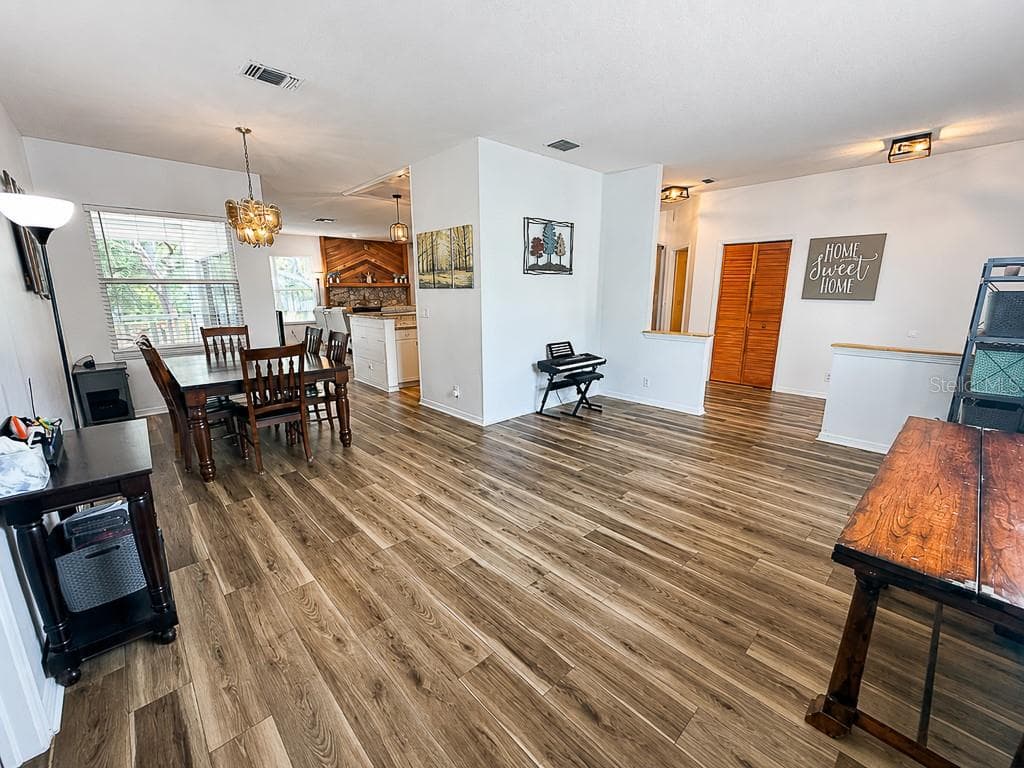 859 HARBOR HILL DRIVE — photo 9 of 58