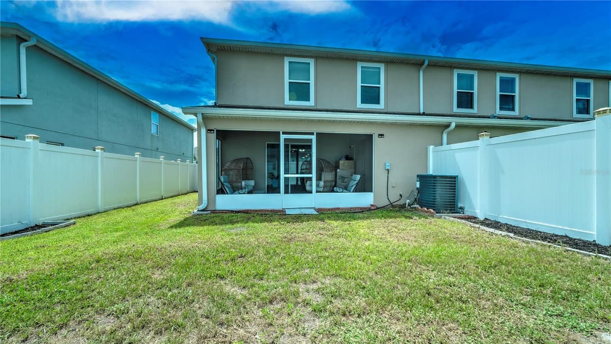 2933 FIELDWOOD CIRCLE — photo 37 of 47
