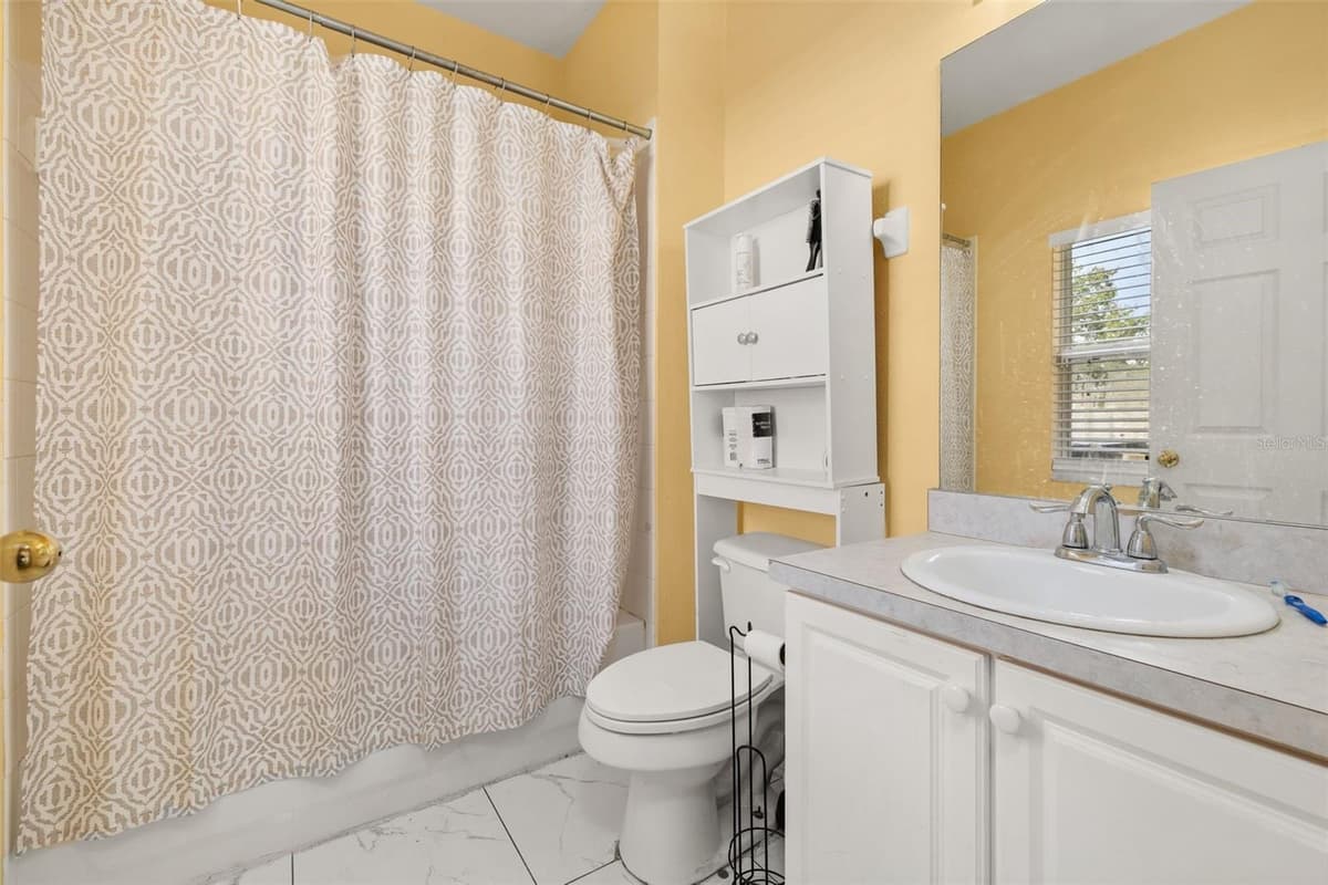 1404 SWAINSON COURT — photo 20 of 62