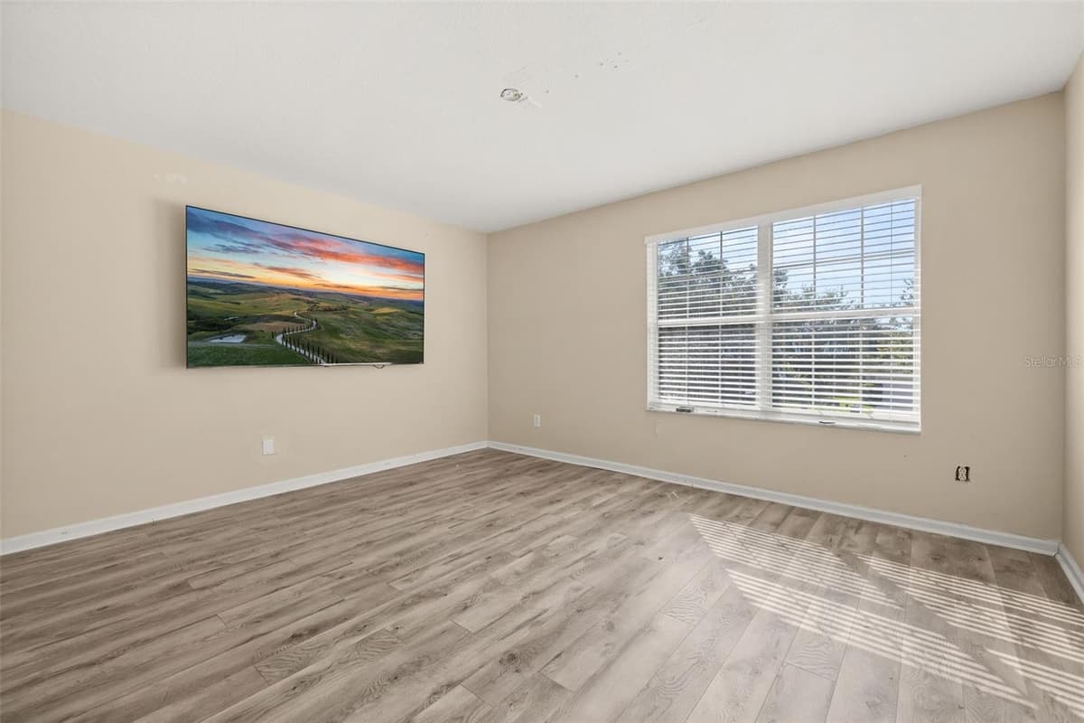 1404 SWAINSON COURT — photo 25 of 62