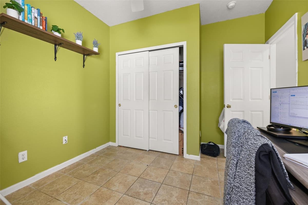 1404 SWAINSON COURT — photo 23 of 62