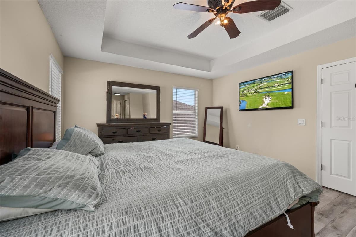 1404 SWAINSON COURT — photo 38 of 62