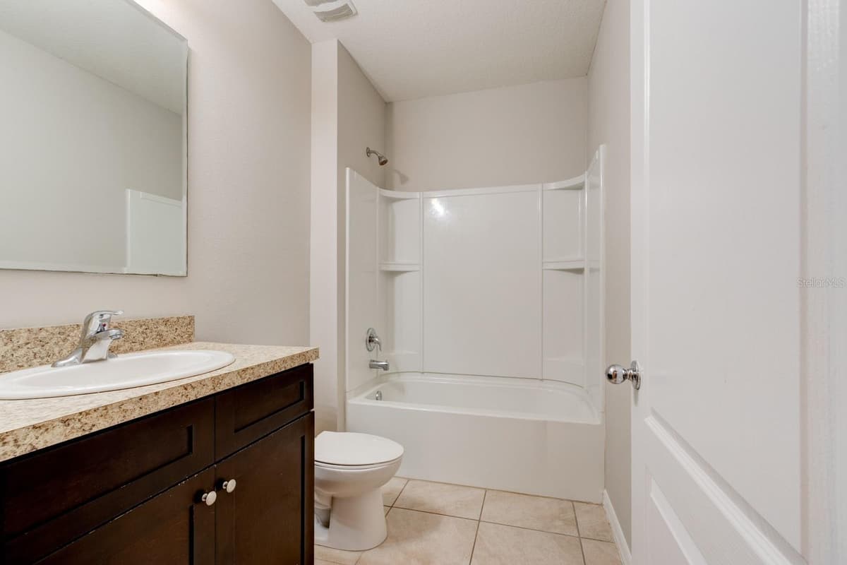 2989 GIBRALTAR BOULEVARD — photo 25 of 37