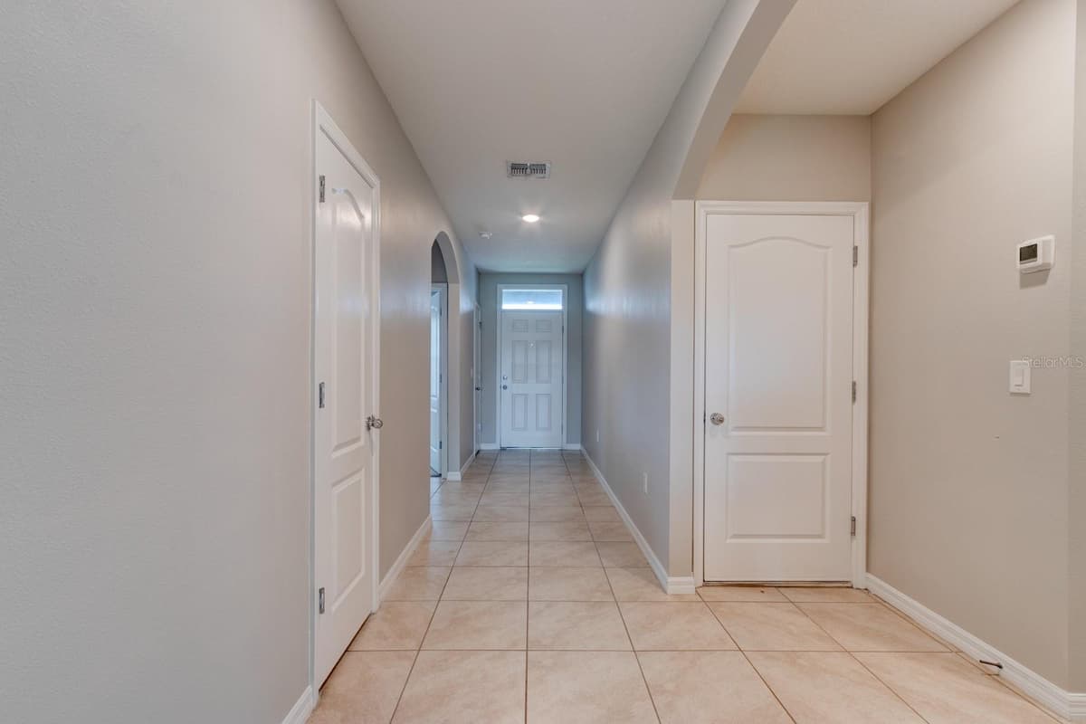2989 GIBRALTAR BOULEVARD — photo 5 of 37