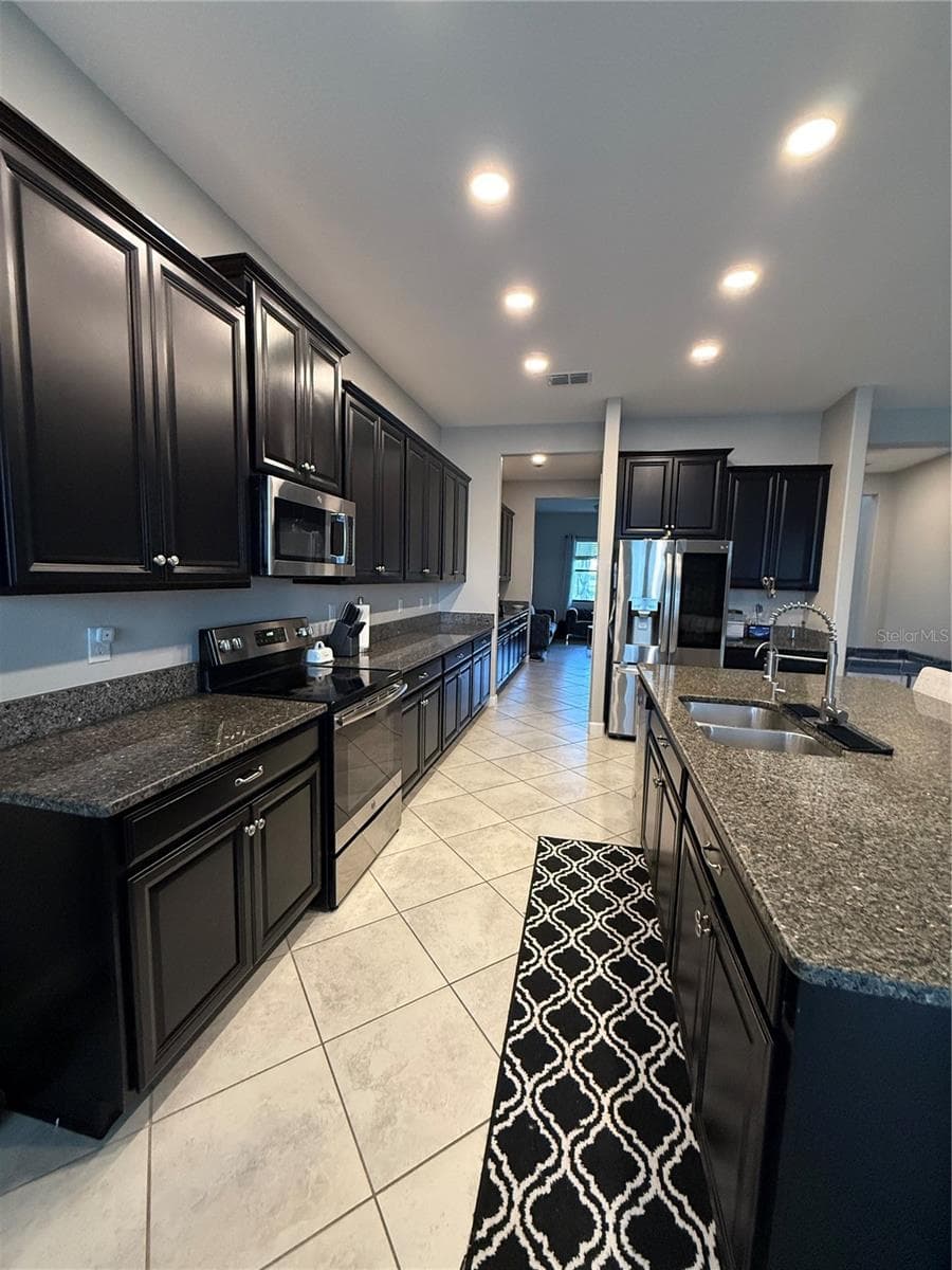 11612 SUNBURST MARBLE ROAD — photo 7 of 41