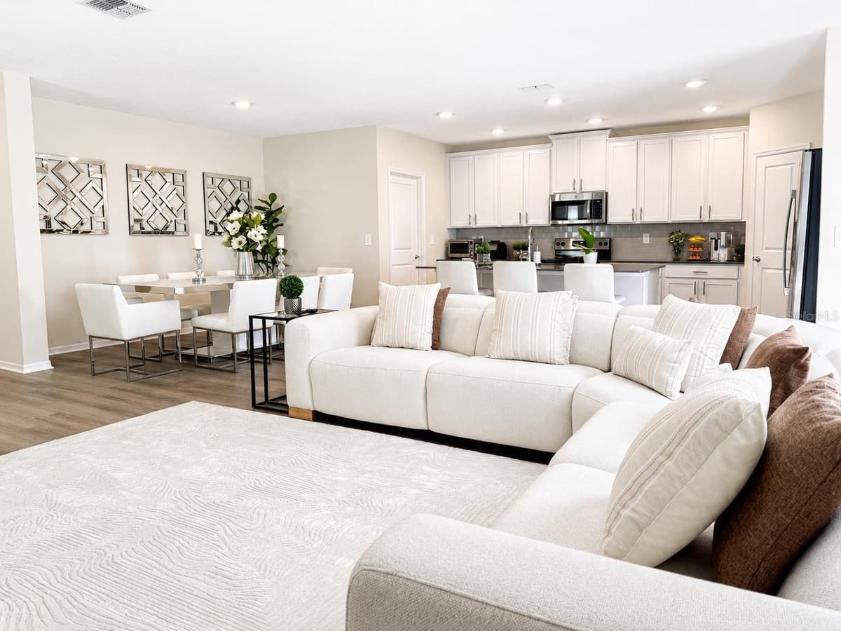2825 MULLER OAK LOOP — photo 4 of 27