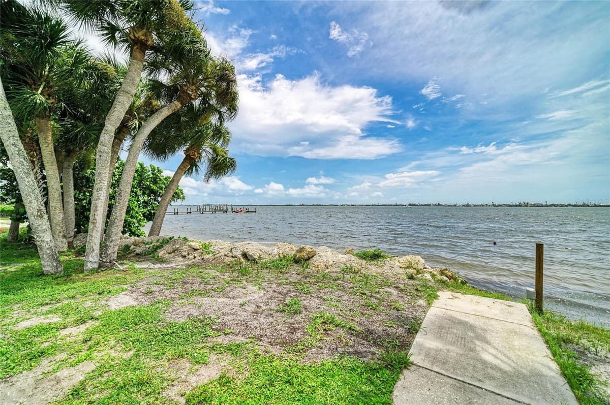 211 BAHIA VISTA DRIVE — photo 47 of 57