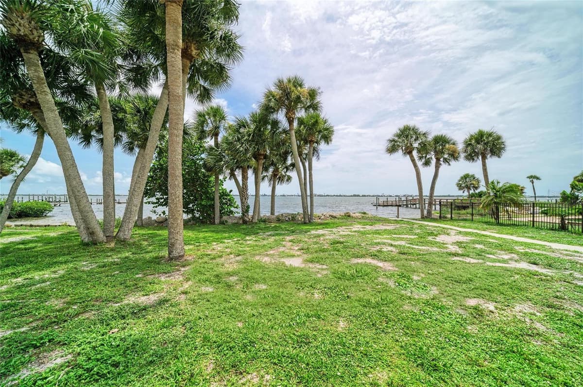 211 BAHIA VISTA DRIVE — photo 45 of 57