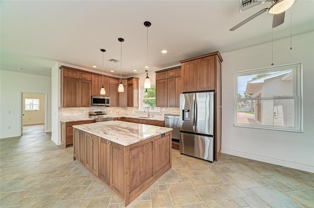 211 BAHIA VISTA DRIVE — photo 15 of 57