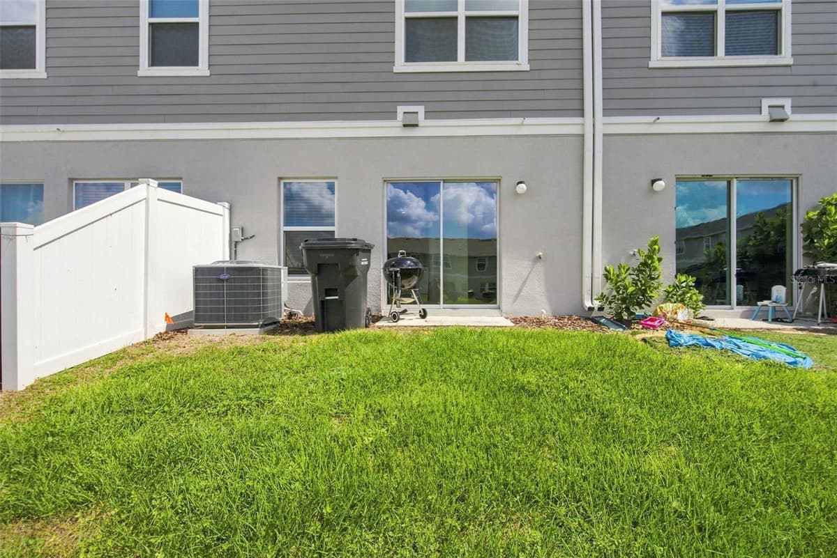 1573 MIRABELLA CIRCLE — photo 18 of 18
