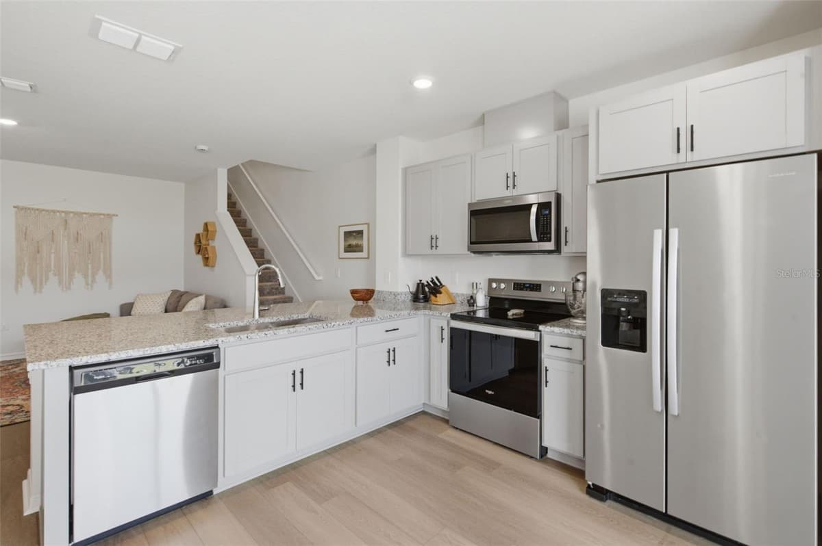 1573 MIRABELLA CIRCLE — photo 7 of 18