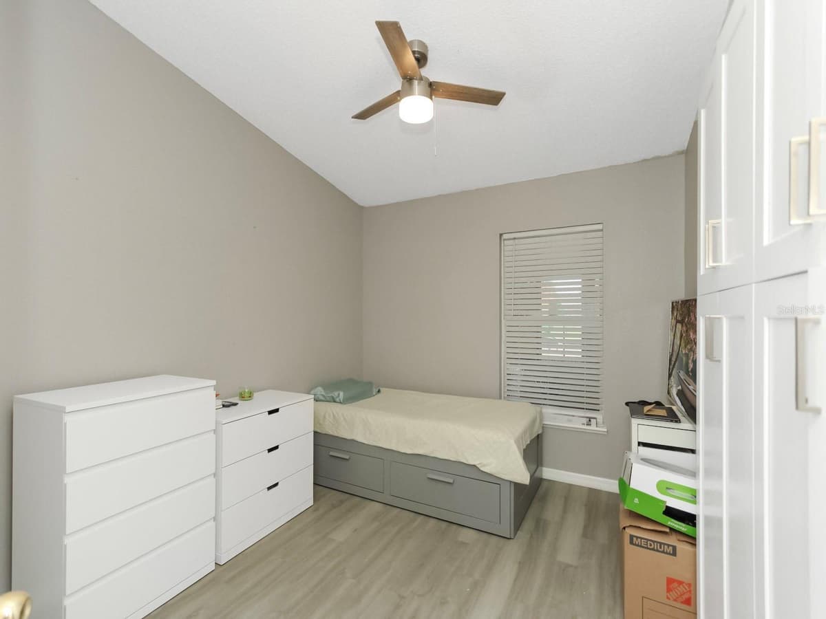 2927 ELBIB DR — photo 15 of 24
