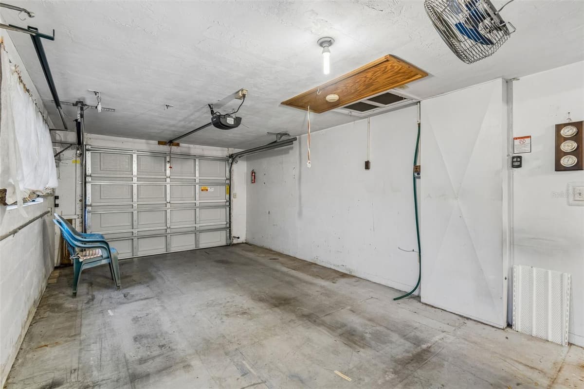 7520 BOUGENVILLE DRIVE — photo 13 of 26