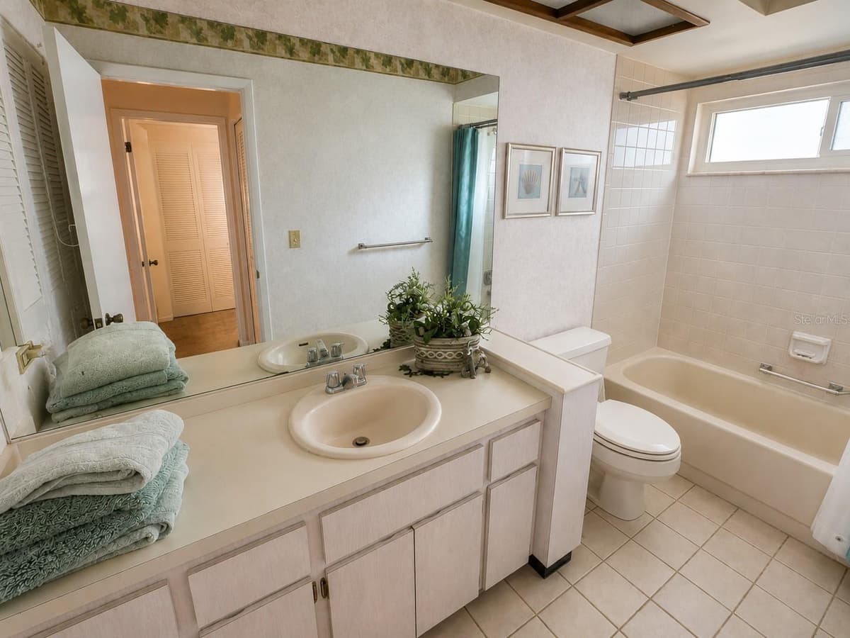 2942 MACALPIN DRIVE — photo 15 of 17