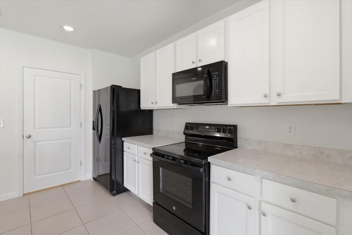 3592 BURROUGHS PATH — photo 14 of 44