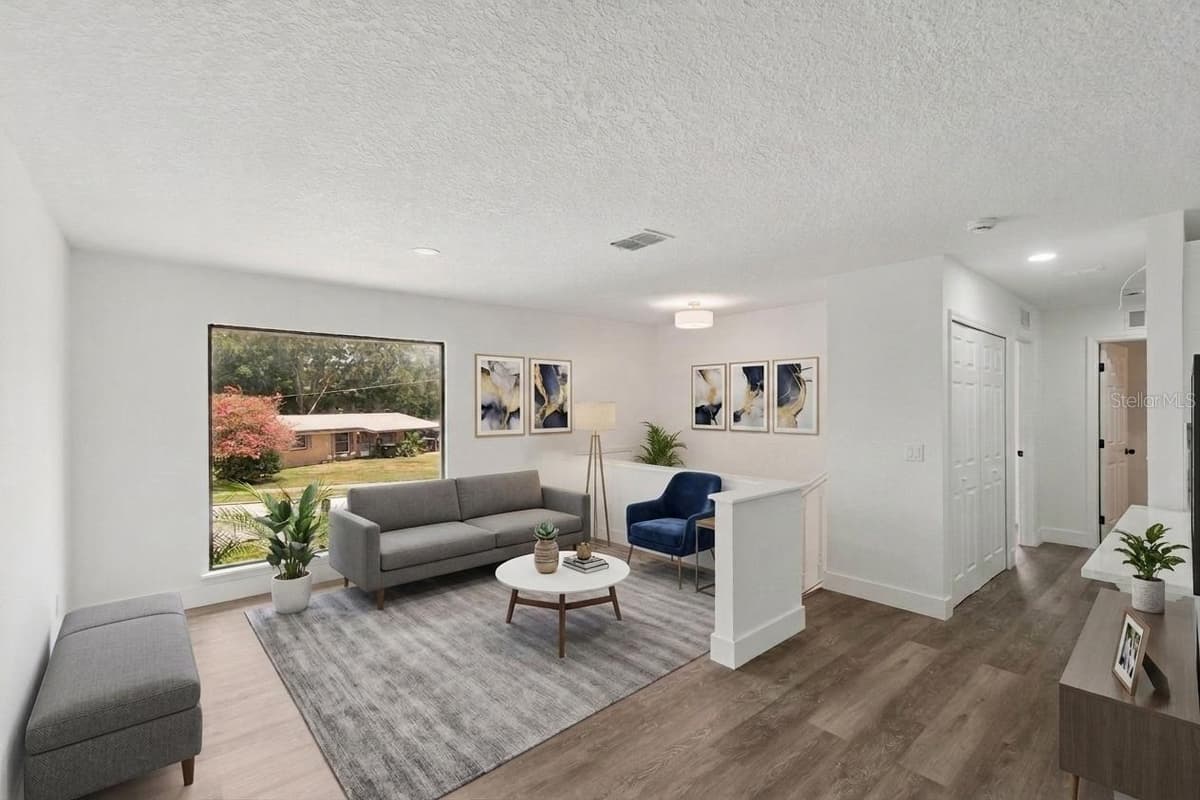 218 LAVENDER COURT — photo 10 of 52