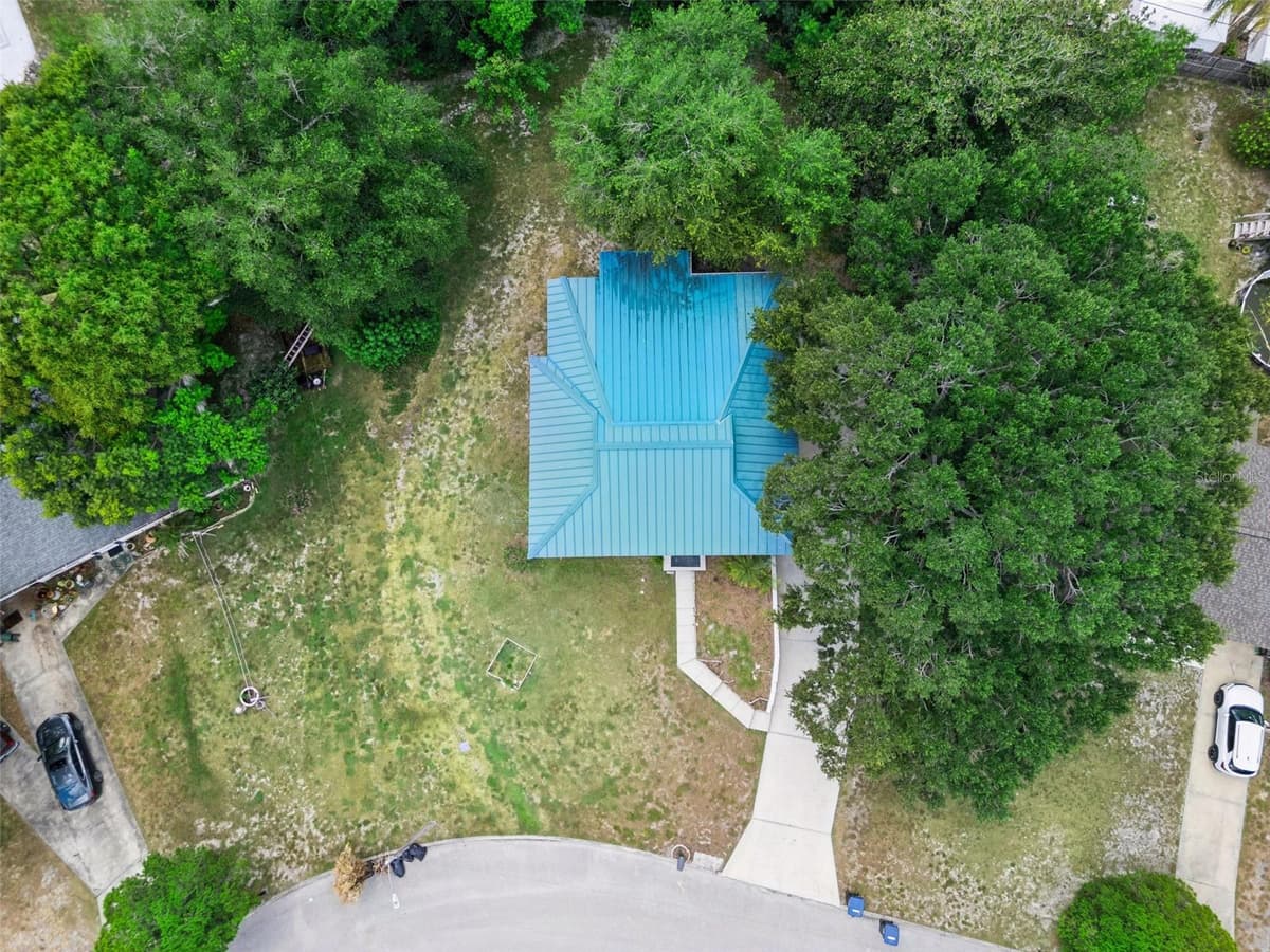 218 LAVENDER COURT — photo 46 of 52