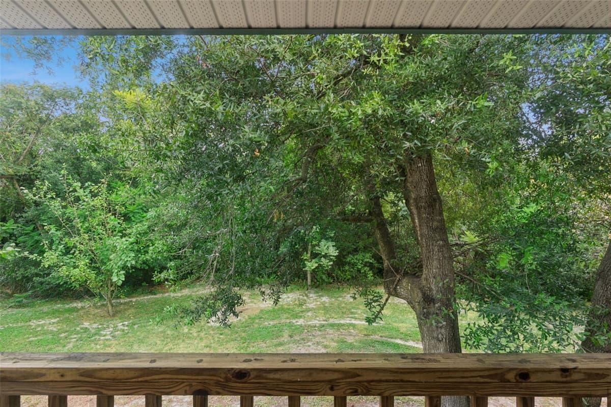 218 LAVENDER COURT — photo 37 of 52