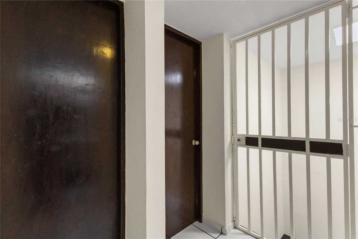 111 CALLE DONCELLA — photo 24 of 40