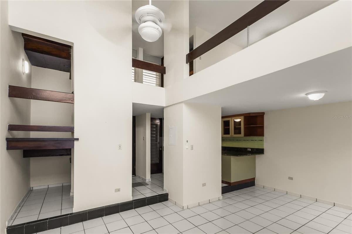 111 CALLE DONCELLA — photo 14 of 40