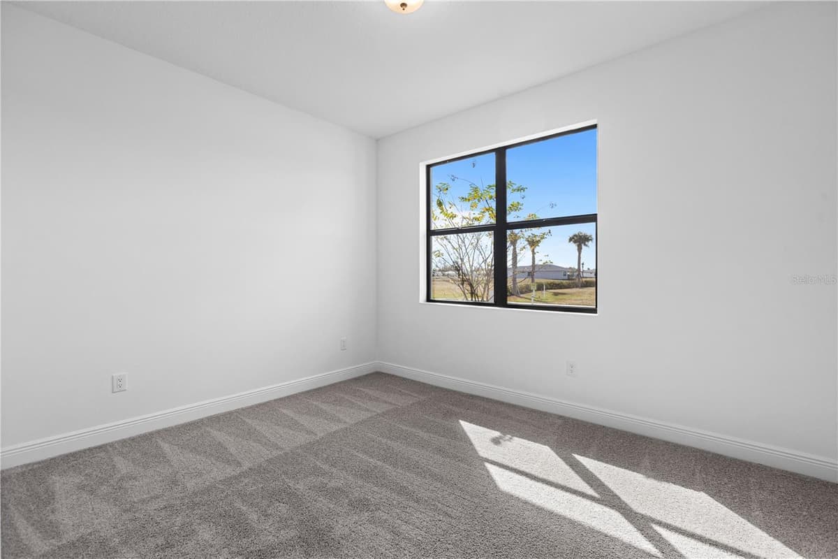 5028 LOWLAND TERRACE — photo 13 of 64