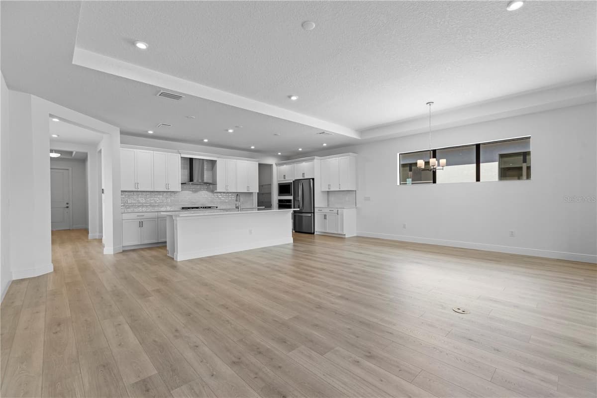 5028 LOWLAND TERRACE — photo 7 of 64