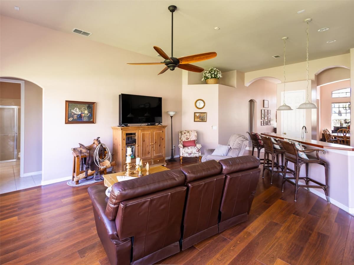 1733 BRIDGETS COURT — photo 9 of 42