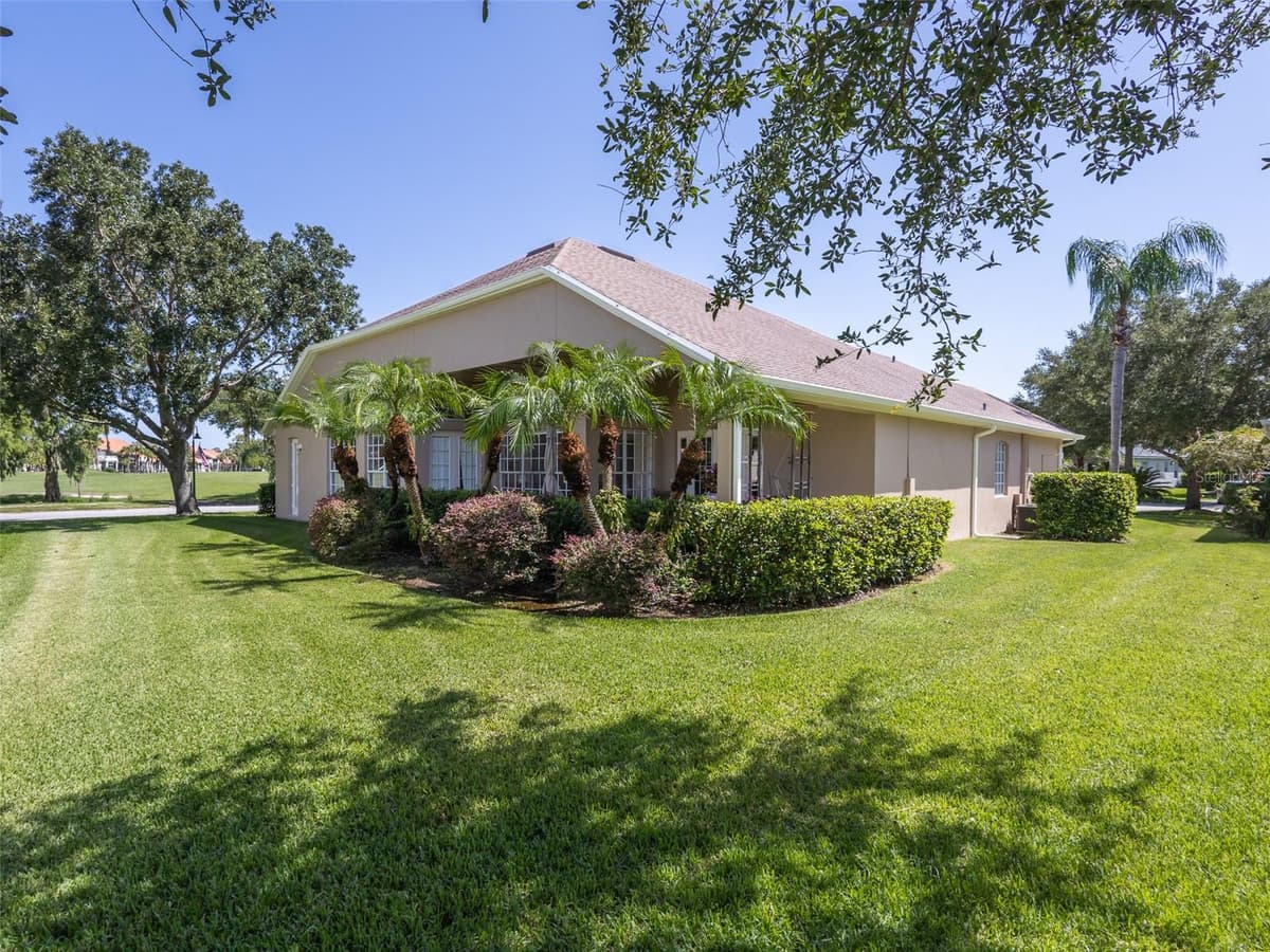 1733 BRIDGETS COURT — photo 33 of 42