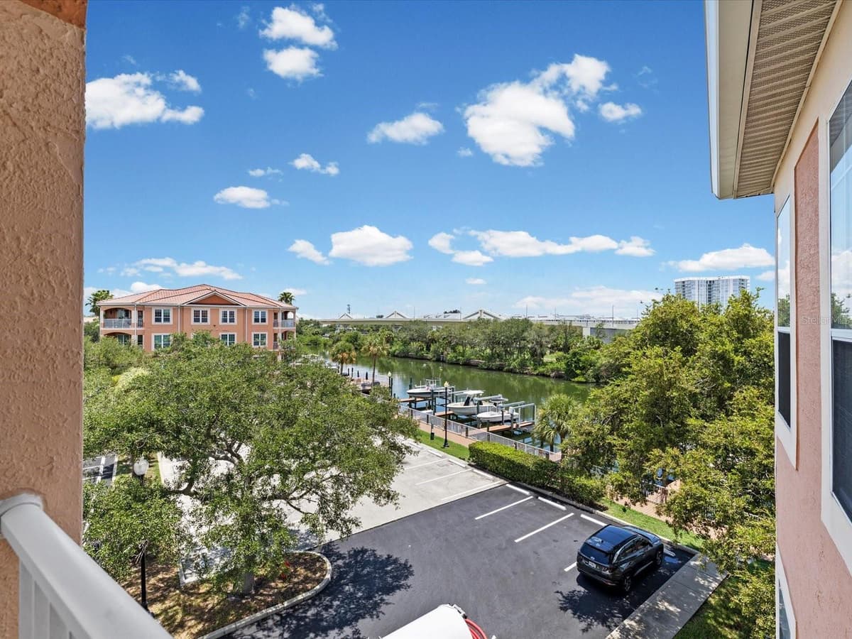 5000 CULBREATH KEY WAY — photo 32 of 66