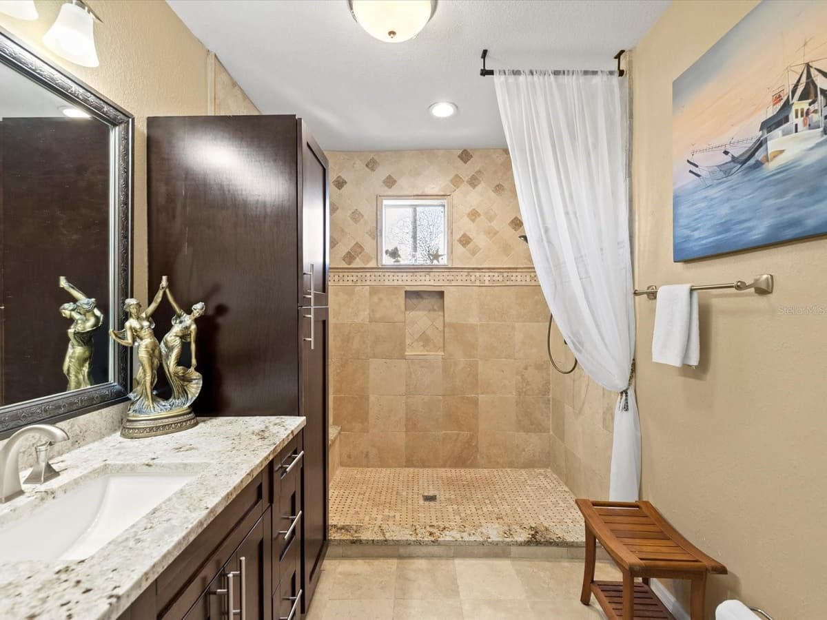 5000 CULBREATH KEY WAY — photo 4 of 66