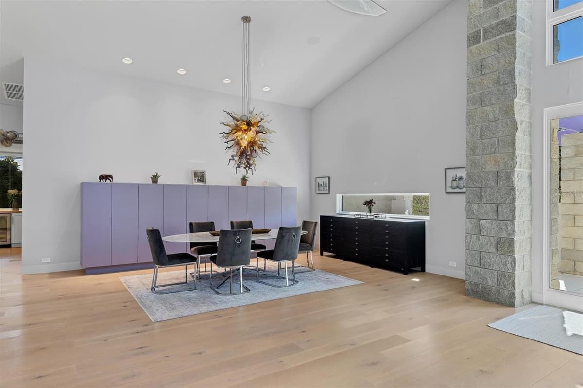 1556 EASTBROOK DRIVE — photo 17 of 58