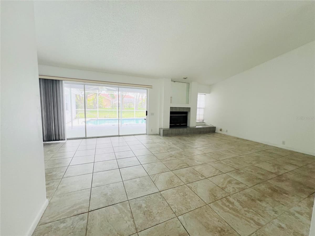 13636 DUNWOODY COURT — photo 4 of 45