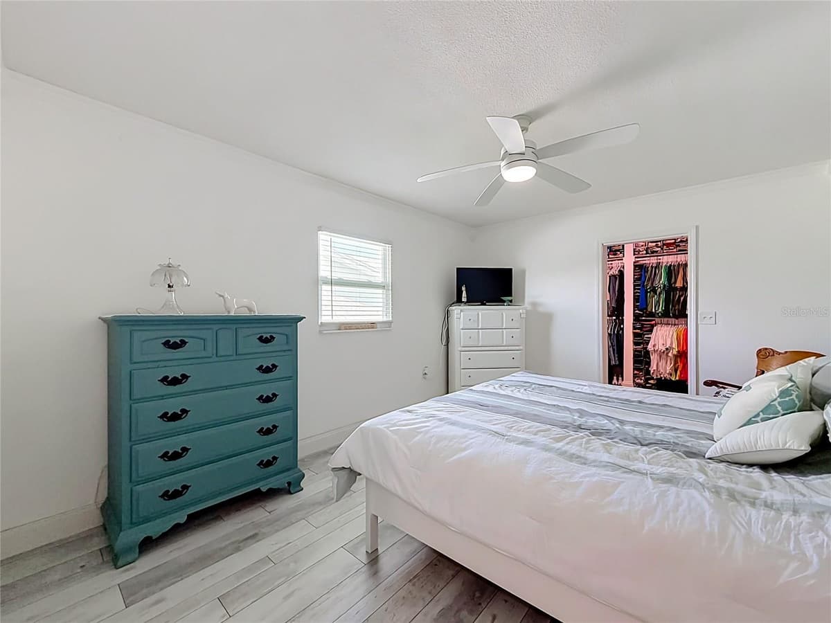 4046 FLORAMAR TERRACE — photo 15 of 27