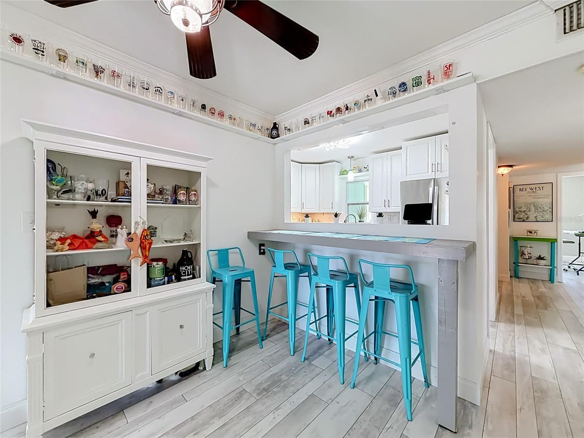 4046 FLORAMAR TERRACE — photo 8 of 27