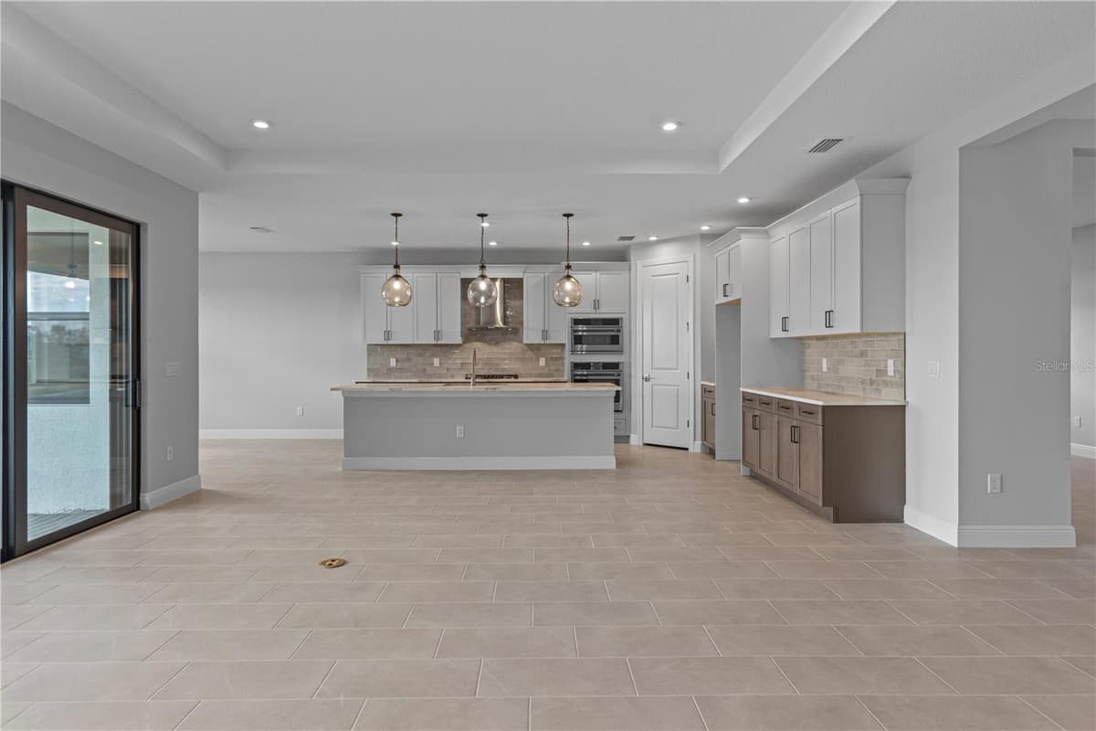 14443 COASTAL WOODLAND LANE — photo 5 of 66