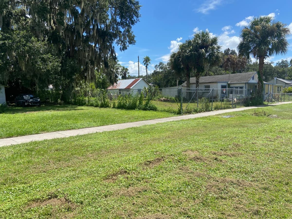1551 IMMOKALEE STREET — photo 1 of 12