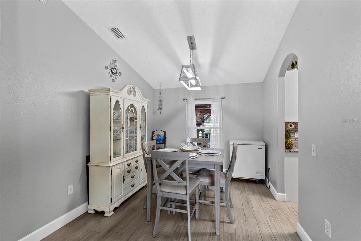 1214 STILLWATER AVENUE — photo 14 of 28