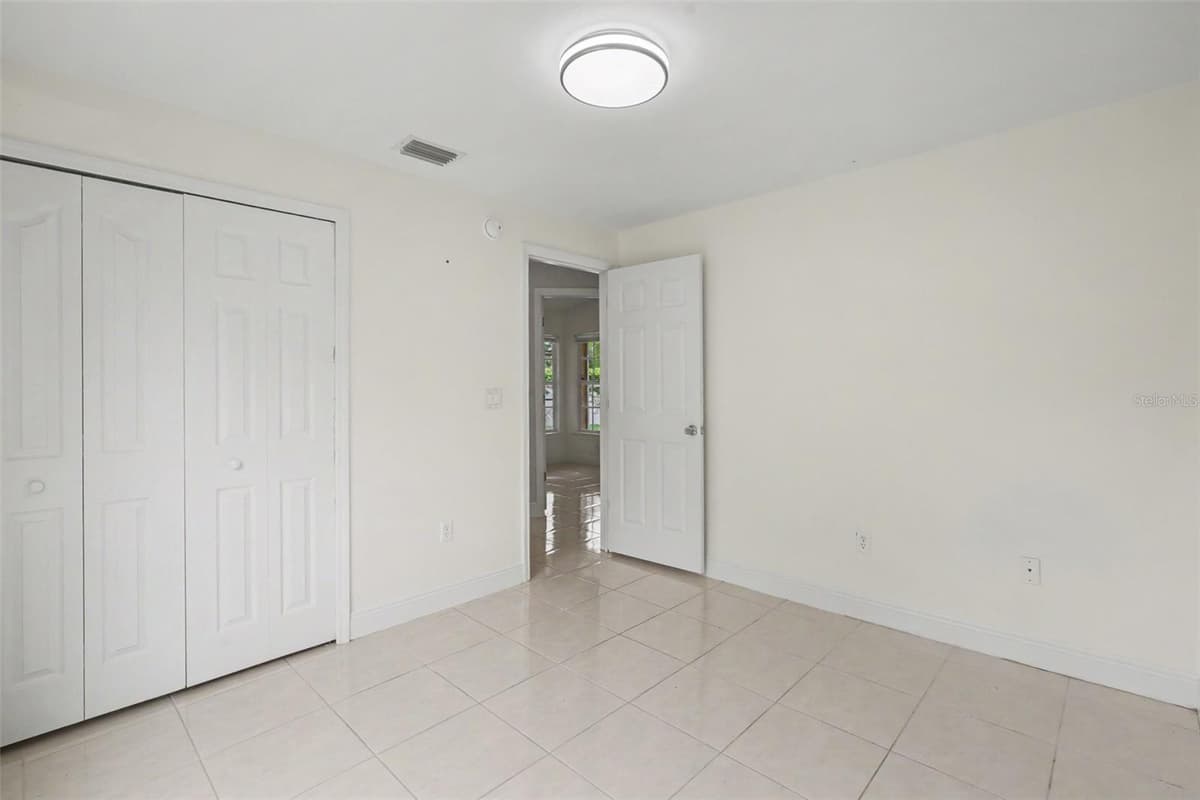 1607 WIDELAKE COURT — photo 17 of 22