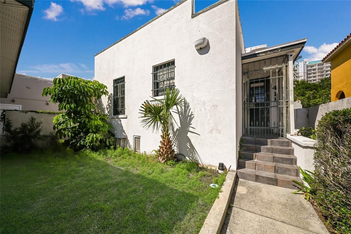 411 BURNS COURT — photo 11 of 19