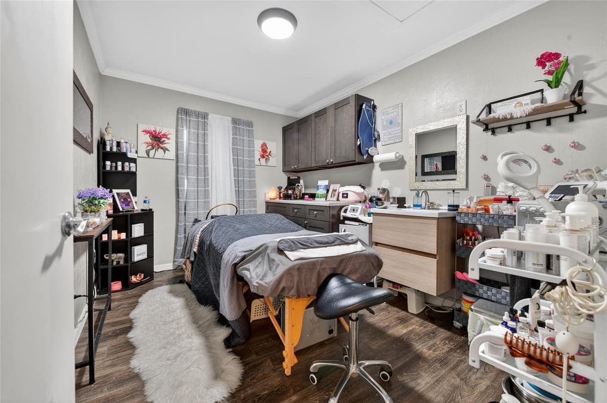 555 GRANADA BOULEVARD — photo 7 of 17